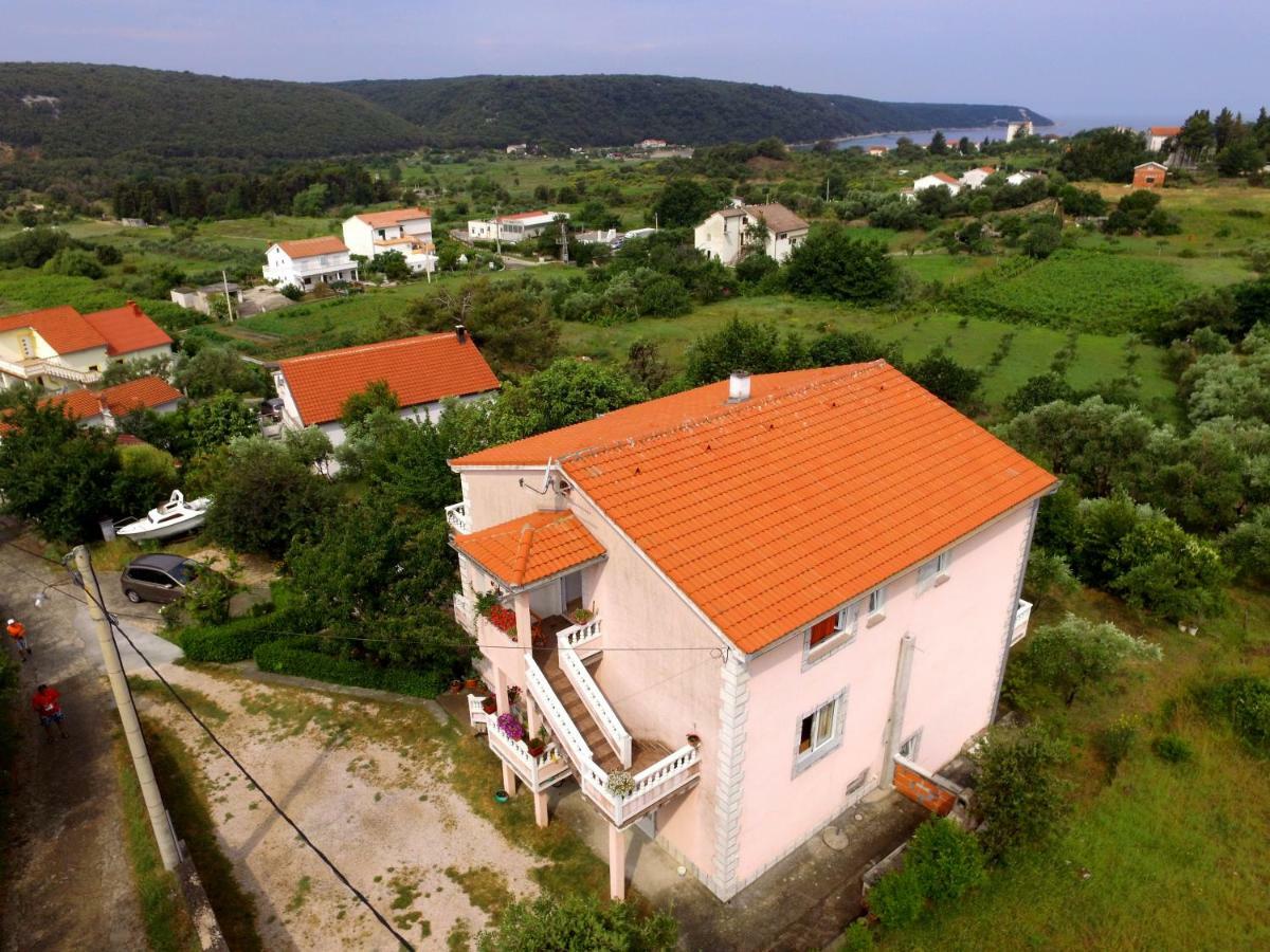 Apartmani Margeta Rab Town Esterno foto